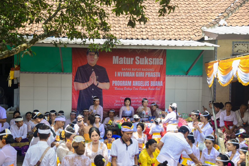 Karya Agung Menawa Ratna, Mewisudha Bumi di Pura Paibon Sira Arya Gajah Para Kaja Kangin Desa Antiga